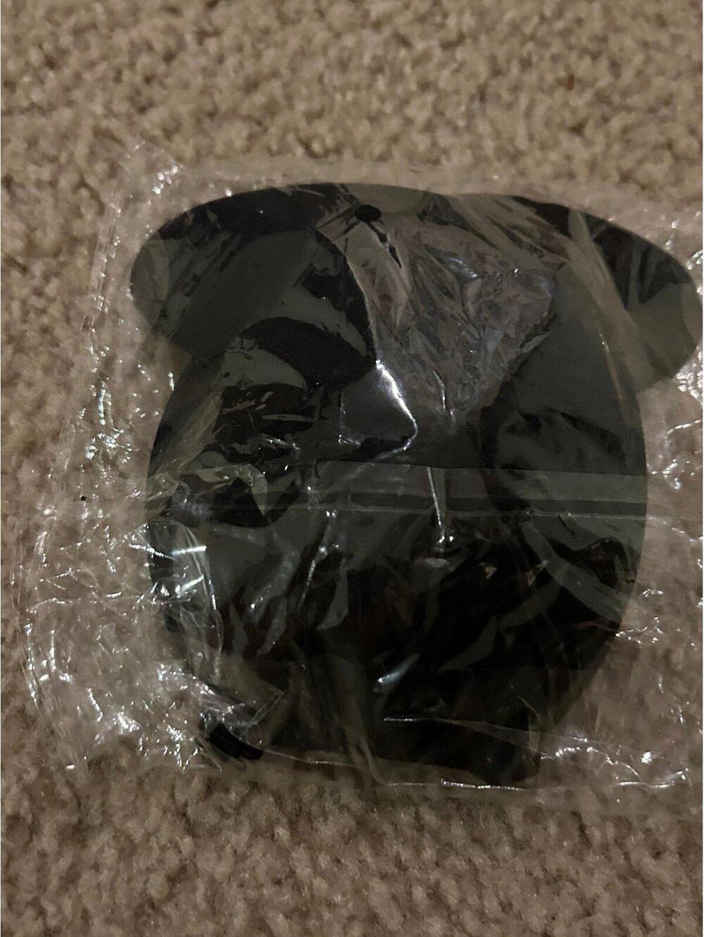 Woman size b bra stick on black